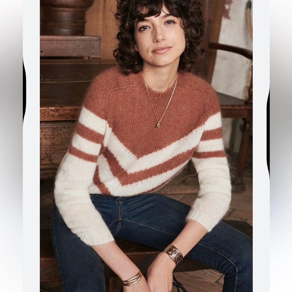 Sezane Joy Brown and White Chevron Sweater - Picture 4 of 10